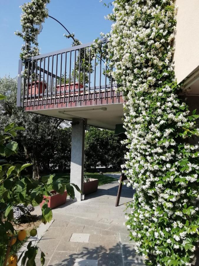 B&B Boutique Villa Terry Medolago Exterior foto